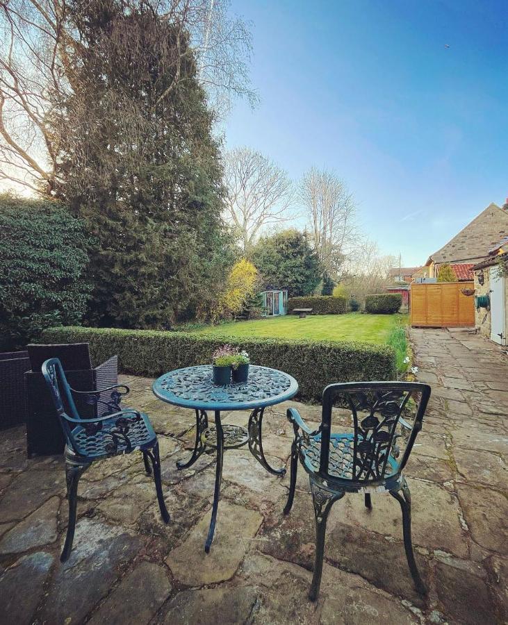 Burnley House Bed & Breakfast Hutton le Hole Esterno foto