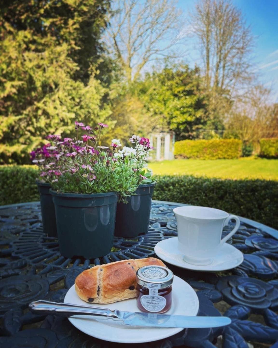Burnley House Bed & Breakfast Hutton le Hole Esterno foto